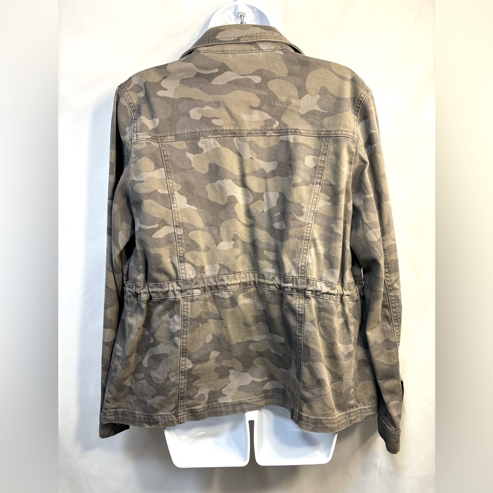 Express Camo Jacket - image 2